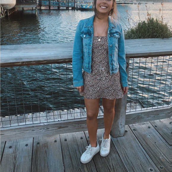 Fitted jean jacket from Dynamite, size small! - Picture 2 of 8